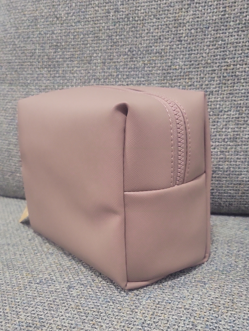 SONIA KASHUK Medium Loaf Makeup and Small Makeup Bag (Set of 2) in Mauve - Picture 5 of 13